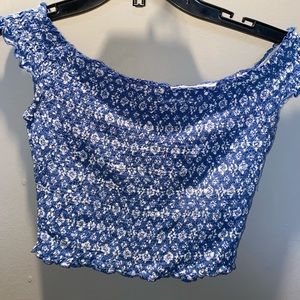 Cropped Off shoulder floral shirt